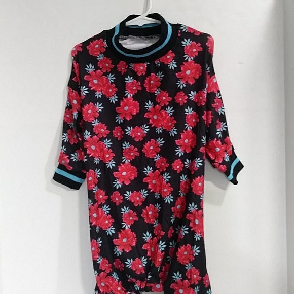 LovinPet Black & Red Floral Print Dog Pajamas Size L *NWT* - Picture 3 of 8